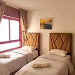 Amazing Appartement Au Centre Ville En Face Hilton & Gare Train De Tgv De Tanger 2N
