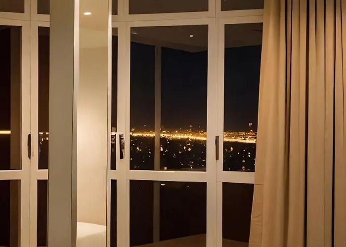 Amazing Appartement Au Centre Ville En Face Hilton & Gare Train De Tgv De Tanger 2N
